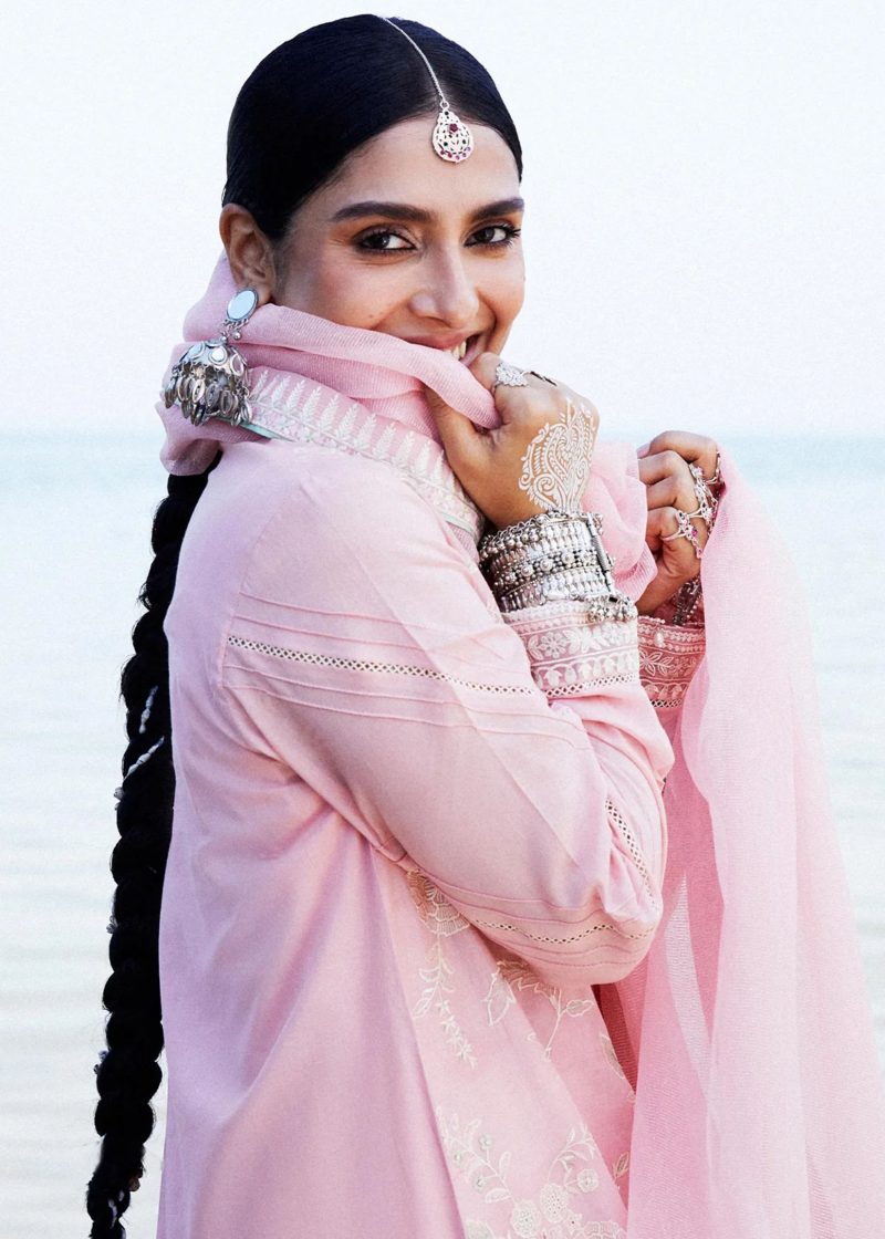 Zara Shahjahan Lawn | Light Pink | Unstitched | Wedding wear | embroidered Organza Dupatta | AMIRA-5A - Image 4