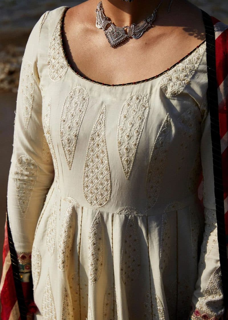 Zara Shahjahan Lawn | Off White | Unstitched | Wedding wear | embroidered Organza Dupatta | AAINA-8A - Image 2