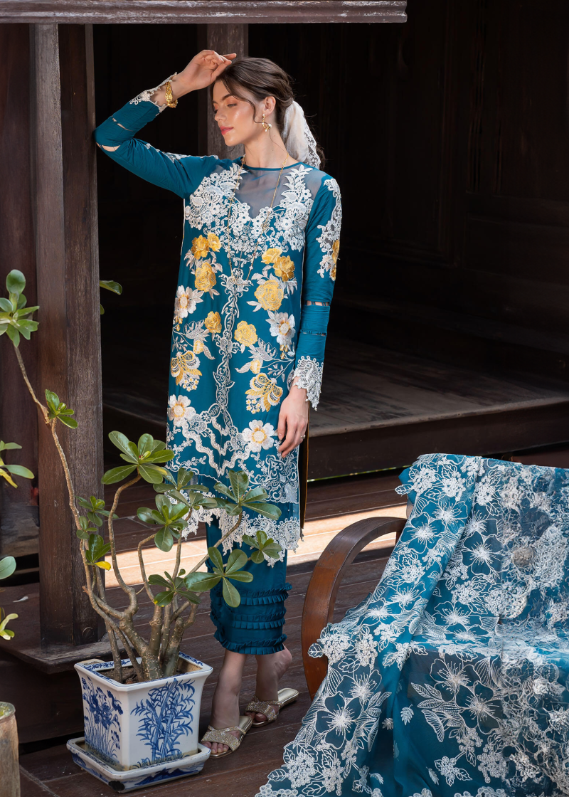 Asifa & Nabeel Lawn | Teal Green | Unstitched | Party wear | Digital printed dupatta on polly silk | FLORA RRL-11 - Image 4