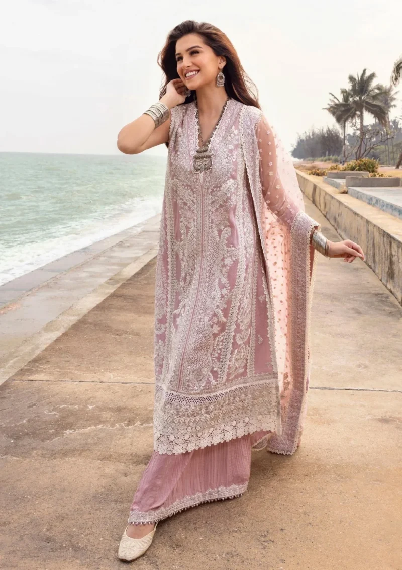 Faiza Saqlain | Zinnia Luxury Lawn 25 | Powder Pink | Unstitched | Feastive Wear | Amaryllis - 02 | 3 pc set. - Image 4