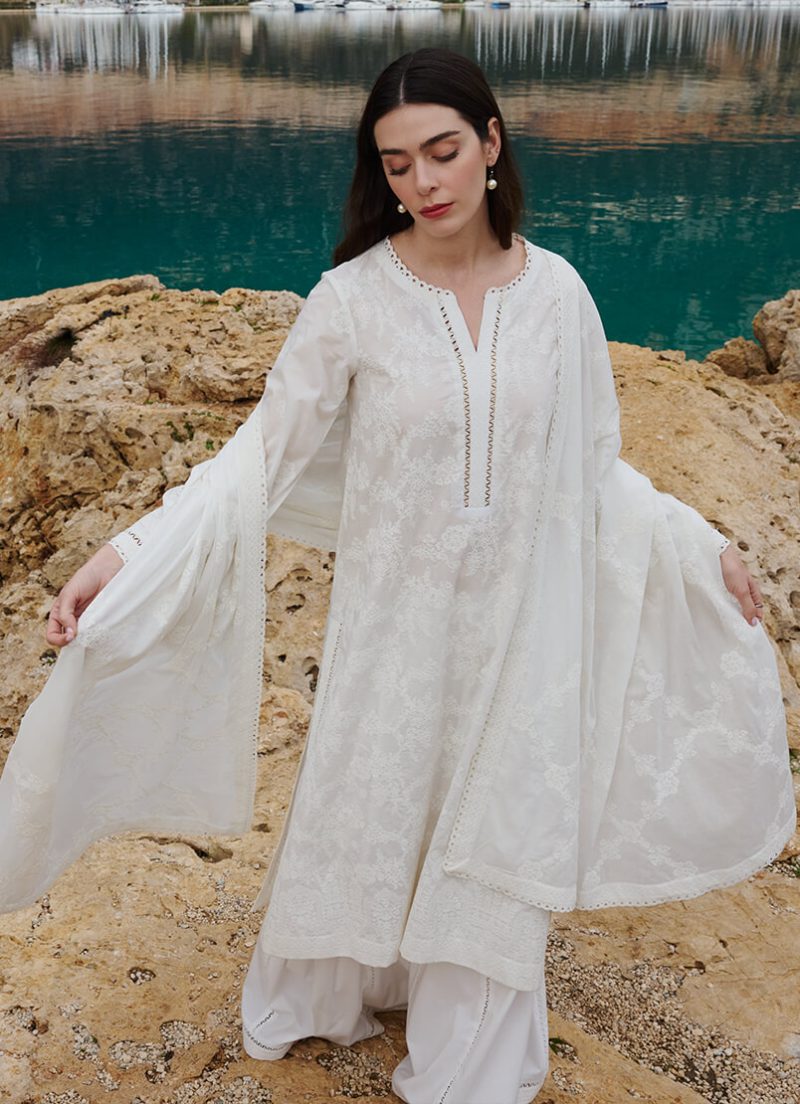 Image | Lawnkari 25 Collection | White | Unstitched | Festive wear | Nour- D8 | 3 pc set. - Image 3