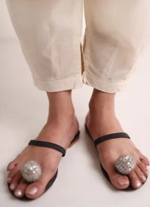 Image | Spring Pret ’24 | Tapered Pants | Cotton | Beige | 1 pc | T-620 .