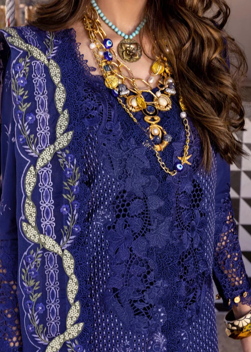 Saira Shakira | Luxury lawn'25 | Leyla-b | Lawn | Salmon pink | Embroidered Suit | 3pc - Image 2